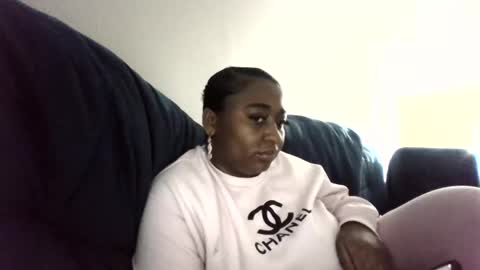 Goddess Allure0 online show from December 2024 07:05:01 AM