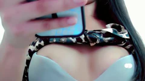 goddess_andria online show from September 2025 01:16:02 AM