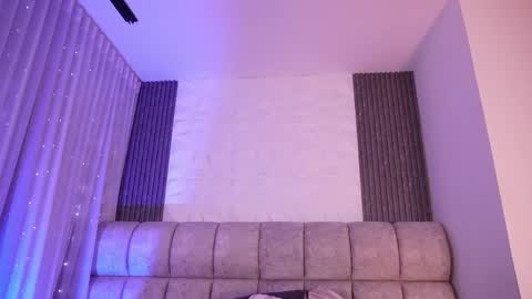 goddess_eli77 online show from April 2026 03:07:02 AM