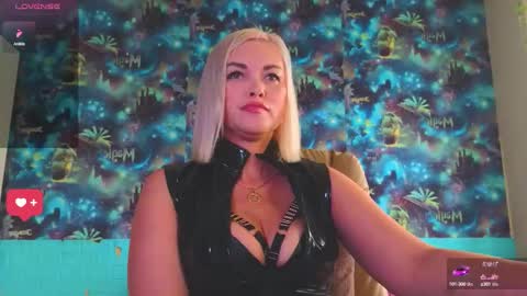Mrs. Isabella online show from September 2025 03:50:02 AM