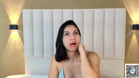 Snapshot of goddess_saori chatting on November 2025 11:32:01 PM Saori online show from November 2025 11:32:01 PM