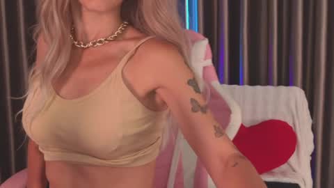 Katarina online show from April 2026 12:28:02 PM