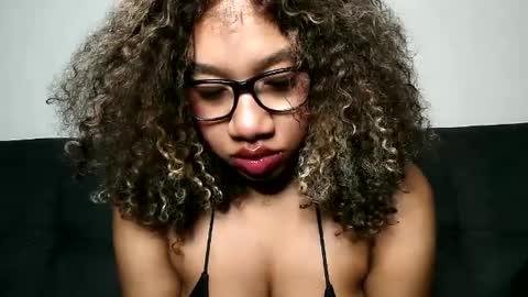 Goddess Daisy Sky online show from January 2025 07:21:02 PM