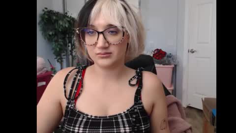 Goddess Emmy online show from November 2025 09:27:02 PM