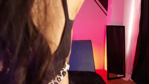 Snapshot of goddessjulieta chatting on September 2025 07:25:01 PM Julieta online show from September 2025 07:25:01 PM