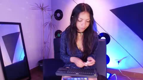 Snapshot of goddessjulieta chatting on October 2025 08:00:02 PM Julieta online show from October 2025 08:00:02 PM