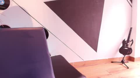 Snapshot of goddessjulieta chatting on October 2025 06:14:02 PM Julieta online show from October 2025 06:14:02 PM