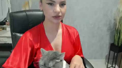 Mistress online show from March 2025 06:34:02 PM