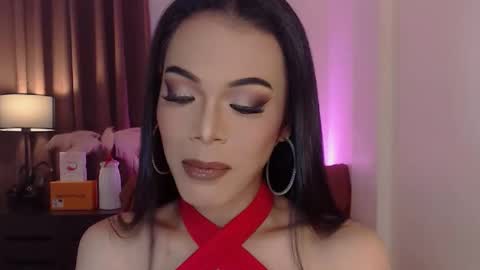 Snapshot of goddessmichaella chatting on December 2024 06:08:02 AM Michaella online show from December 2024 06:08:02 AM