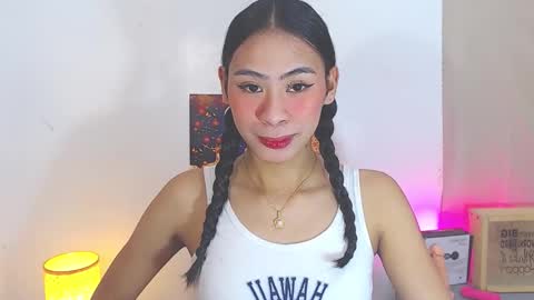 Kyla and Nian online show from November 2025 05:35:01 AM