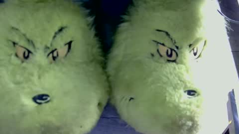 Snapshot of goddessssbrii chatting on October 2025 06:14:02 PM Goddess Bri online show from October 2025 06:14:02 PM