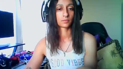 Snapshot of goddessvikkii chatting on February 2026 09:20:02 PM goddessvikkii online show from February 2026 09:20:02 PM