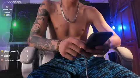 HUAN online show from February 2025 02:31:02 PM