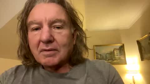 goingtobed198749 online show from October 2025 05:42:01 PM