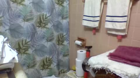 gojo885 online show from February 2025 02:49:01 AM