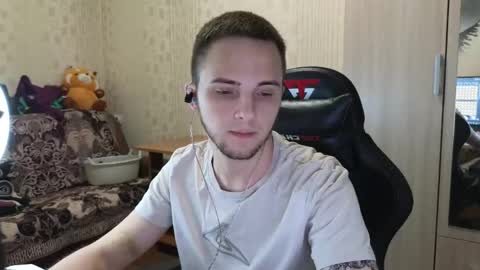 Snapshot of golden_boyyy21 chatting on June 2026 10:58:01 PM Golden boyyy21 online show from June 2026 10:58:01 PM