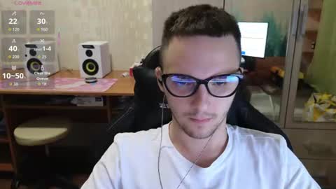 Snapshot of golden_boyyy21 chatting on July 2026 08:55:01 PM Golden boyyy21 online show from July 2026 08:55:01 PM