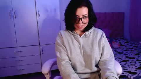 golden_gingerkitty online show from March 2025 11:58:02 PM
