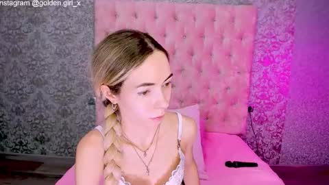 golden girl   online show from November 2025 01:49:02 AM