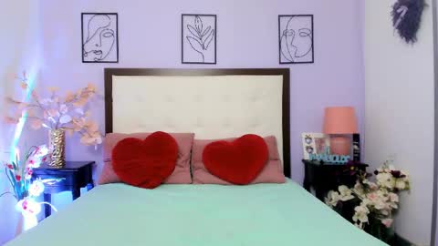 Kitty online show from October 2025 04:23:02 AM