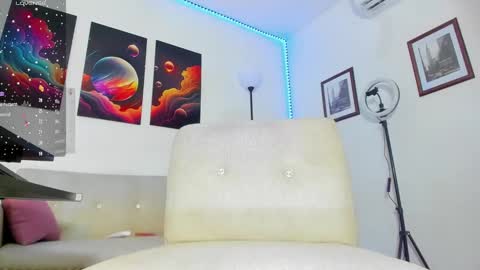 May smith online show from February 2025 06:19:01 AM