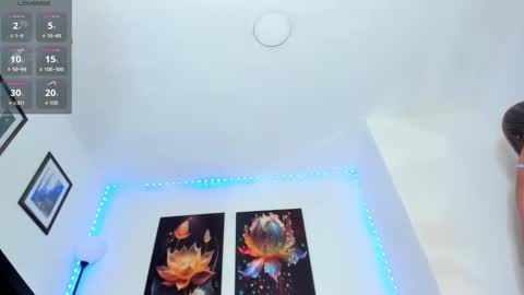 May smith online show from October 2025 07:52:02 AM