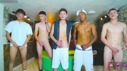 GOLDENJOI online show from December 2024 03:55:01 PM