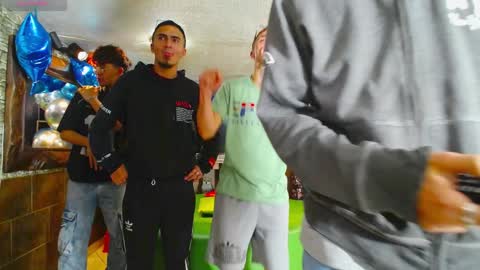 GOLDENJOI online show from December 2024 12:35:01 PM