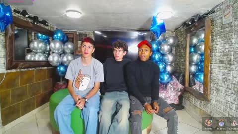 GOLDENJOI online show from December 2024 12:44:02 PM