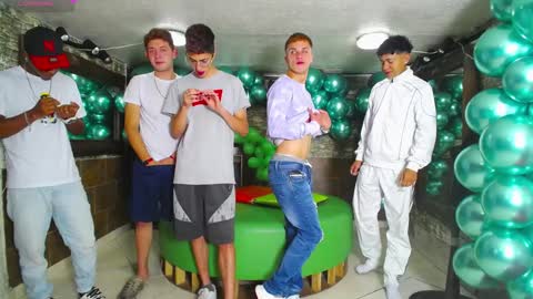 GOLDENJOI online show from January 2025 12:40:02 PM