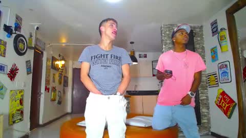 GOLDENJOI online show from February 2025 12:33:02 PM