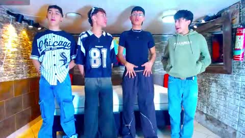 GOLDENJOI online show from September 2025 10:11:01 PM