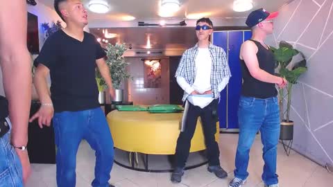 GOLDENJOI online show from September 2025 11:09:02 PM