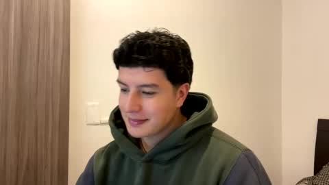 goldenknight33 online show from September 2025 02:18:02 PM