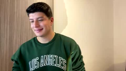 goldenknight33 online show from November 2025 03:56:02 PM