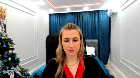 Snapshot of goldenlighte chatting on January 2025 01:34:02 AM Olivia online show from January 2025 01:34:02 AM