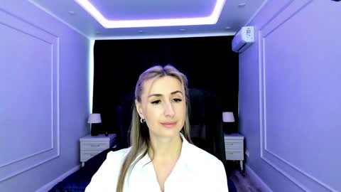 Snapshot of goldenlighte chatting on February 2025 06:26:02 AM Olivia online show from February 2025 06:26:02 AM