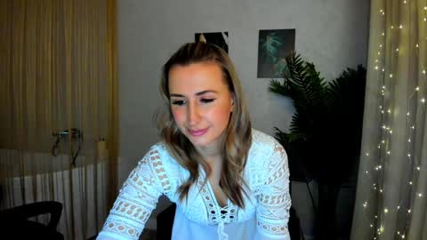 Snapshot of goldenlighte chatting on February 2025 03:30:01 AM Olivia online show from February 2025 03:30:01 AM