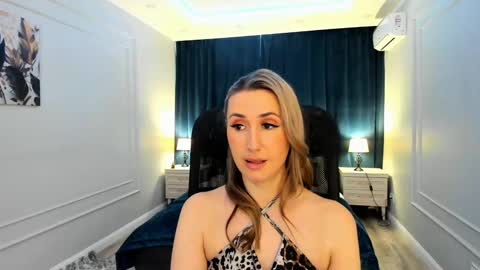 Snapshot of goldenlighte chatting on March 2025 06:15:02 AM Olivia online show from March 2025 06:15:02 AM