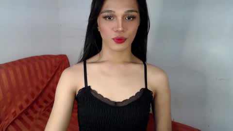 Snapshot of goldenlily69 chatting on February 2025 01:13:01 AM Lily is Gold online show from February 2025 01:13:01 AM