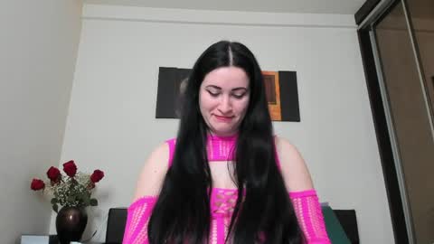 Luna online show from April 2026 04:54:02 AM