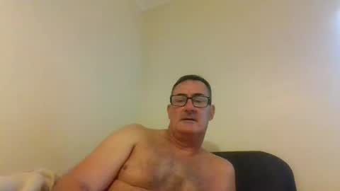 goldenone59 online show from September 2025 01:37:01 PM