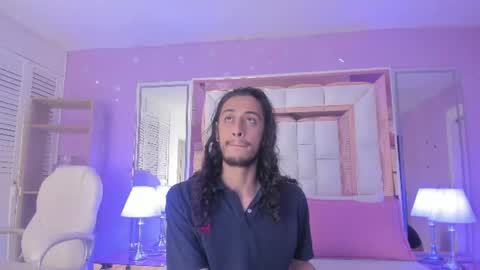 goldentemptation_ online show from July 2026 07:18:02 PM