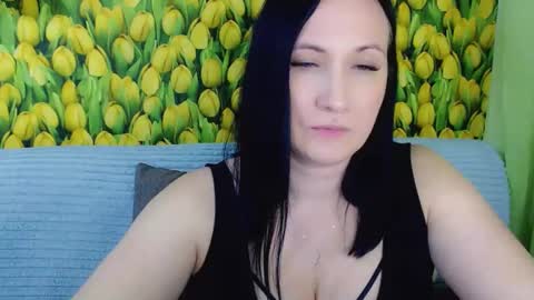 goldmoonn online show from March 2026 04:10:02 PM