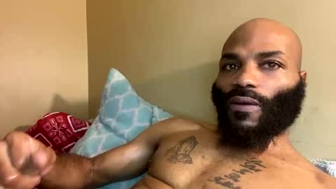 Snapshot of goldmouth_85 chatting on March 2026 07:37:02 AM Goldmouth 85 online show from March 2026 07:37:02 AM