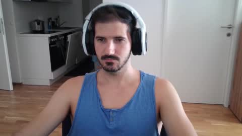 goldnic_10 online show from September 2025 12:38:02 PM