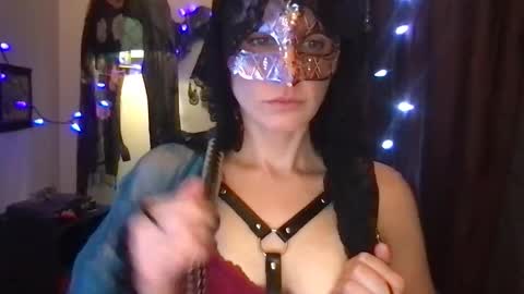 goldynsilvyrempress online show from April 2026 03:02:01 AM