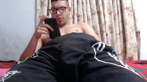 Snapshot of gollfather97 chatting on February 2025 03:09:01 PM julin Andrs online show from February 2025 03:09:01 PM