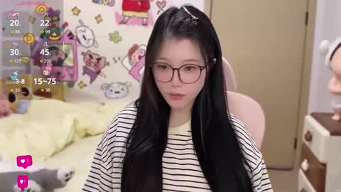 gorgeous girl33 online show from November 2025 01:50:02 AM