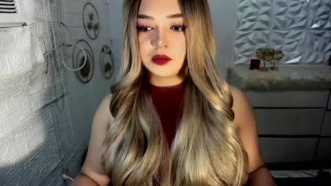 Amanda rose online show from October 2025 09:01:01 AM